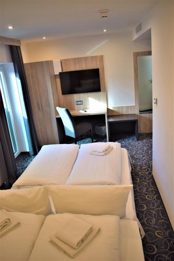 The Staycation By Lehmann Hotels Sindelfingen Exterior photo